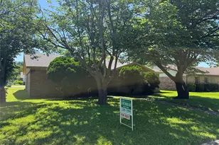 1400 Long Shadow Ln, Mesquite, TX 75149 - Photo 1