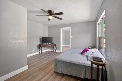 604 Graham Street, Cleburne, TX 76033 - Photo 17