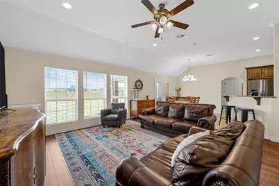 107 Oak Meadow Trail, McGregor, TX 76657 - Photo 9