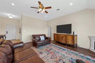 107 Oak Meadow Trail, McGregor, TX 76657 - Photo 7