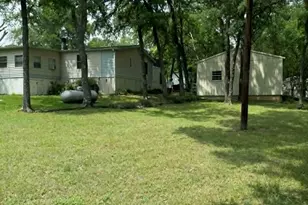 220 Hollyglen St, Gun Barrel City, TX 75156 - Photo 19