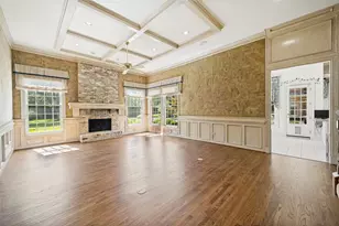 10445 Strait Ln, Dallas, TX 75229 - Photo 13