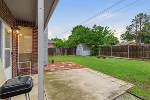 12917 Honey Locust Cir, Fort Worth, TX 76040 - Photo 27