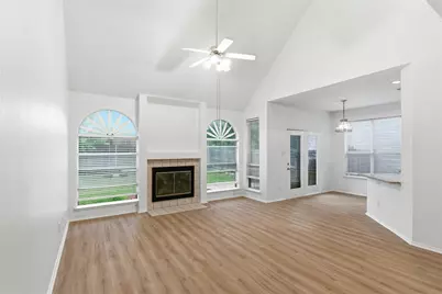 12917 Honey Locust Circle, Fort Worth, TX 76040 - Photo 7