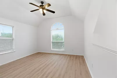 12917 Honey Locust Circle, Fort Worth, TX 76040 - Photo 19