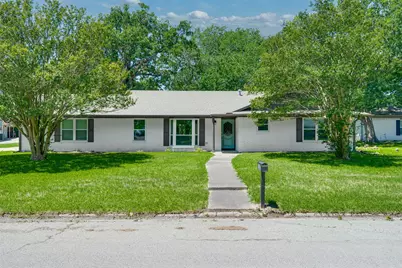 3011 Tanglewood Drive, Commerce, TX 75428 - Photo 1
