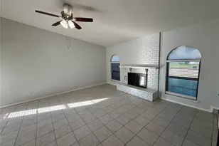 4702 Spanish Trail, Grand Prairie, TX 75052 - Photo 5