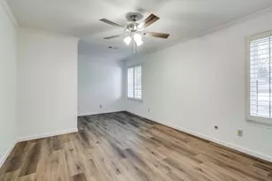 13853 Leinsper Green St, Dallas, TX 75240 - Photo 11