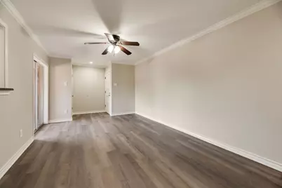 2802 Escada Drive #207, Farmers Branch, TX 75234 - Photo 13