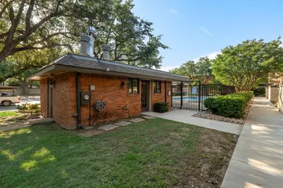 2802 Escada Drive #207, Farmers Branch, TX 75234 - Photo 17
