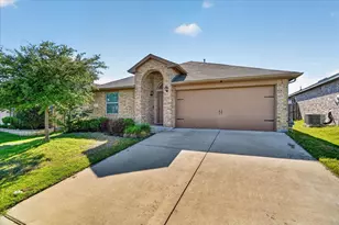 8020 Crimea Ln, Fort Worth, TX 76123 - Photo 3