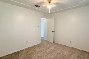 712 Pecan St, Burleson, TX 76028 - Photo 27