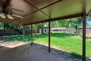 712 Pecan St, Burleson, TX 76028 - Photo 29