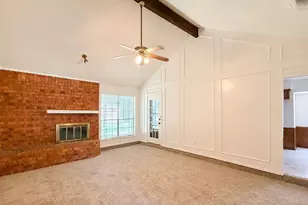712 Pecan St, Burleson, TX 76028 - Photo 7