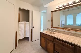 712 Pecan St, Burleson, TX 76028 - Photo 23