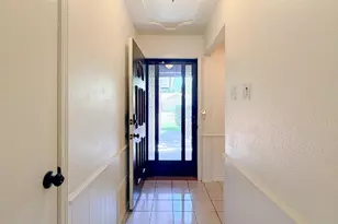 712 Pecan St, Burleson, TX 76028 - Photo 5