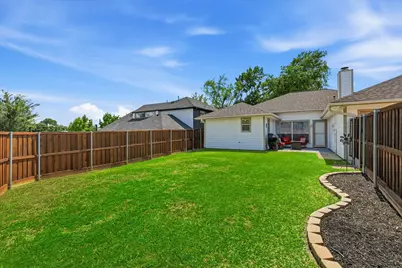 3802 Virginia Pine Circle, Carrollton, TX 75007 - Photo 25