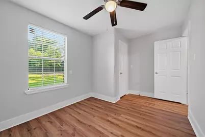 721 W Monterey Street, Denison, TX 75020 - Photo 23