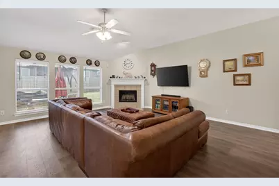 1913 Wahoo Drive, Mansfield, TX 76063 - Photo 3