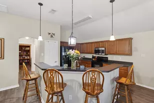 1913 Wahoo Dr, Mansfield, TX 76063 - Photo 5
