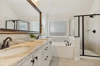 212 Providence Drive, Van Alstyne, TX 75495 - Photo 11