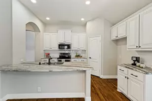 212 Providence Dr, Van Alstyne, TX 75495 - Photo 7