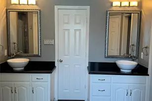 2907 Sweet Briar St, Grapevine, TX 76051 - Photo 11