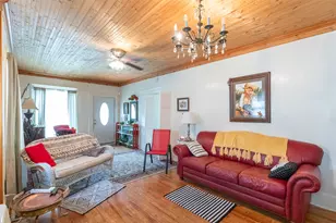 208 Frost St, Eastland, TX 76448 - Photo 9