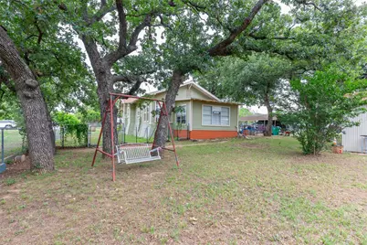 208 Frost Street, Eastland, TX 76448 - Photo 27