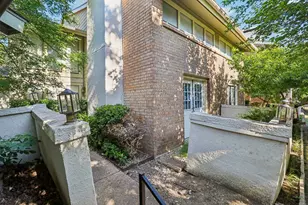 9607 Walnut St, Dallas, TX 75243 - Photo 13