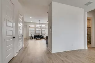 4800 Prairie Crest Ln, Arlington, TX 76005 - Photo 5