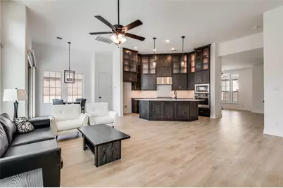 4800 Prairie Crest Lane, Arlington, TX 76005 - Photo 9