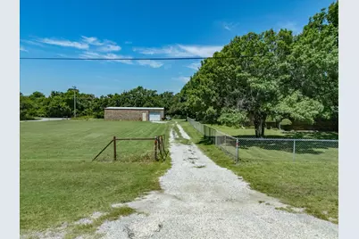 7642 Tx-175, Montague, TX 76251 - Photo 3