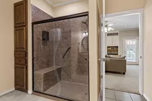 312 Tree Grove Cir, Waco, TX 76712 - Photo 17