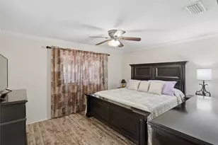 2001 Statler Dr, Carrollton, TX 75007 - Photo 21
