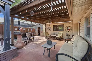 2001 Statler Dr, Carrollton, TX 75007 - Photo 31
