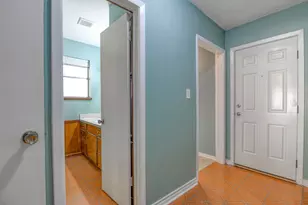 6028 Fairway Ave, Dallas, TX 75227 - Photo 9