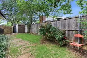 633 Hunters Glen St, Lewisville, TX 75067 - Photo 33