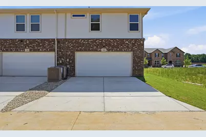 240 Wagon Spoke Way, Fort Worth, TX 76120 - Photo 31
