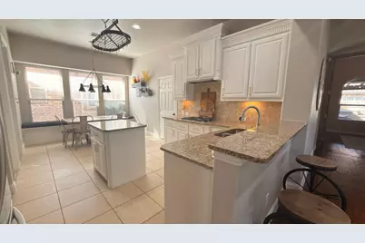 1616 Camino Lago, Irving, TX 75039 - Photo 11