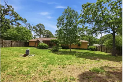 2703 Robinwood Lane, Denton, TX 76209 - Photo 39