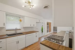 2703 Robinwood Ln, Denton, TX 76209 - Photo 15