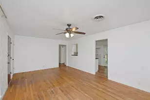 2703 Robinwood Ln, Denton, TX 76209 - Photo 9