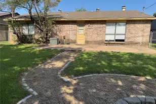 6420 Sunrise Dr, North Richland Hills, TX 76182 - Photo 9