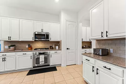 1478 Cambridge Drive, Lewisville, TX 75077 - Photo 11