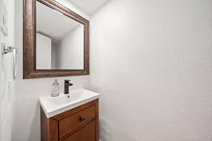 4050 Frankford Rd, Dallas, TX 75287 - Photo 17