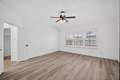 2360 Collin Drive, Grand Prairie, TX 75052 - Photo 17