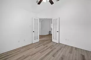 2360 Collin Dr, Grand Prairie, TX 75052 - Photo 11