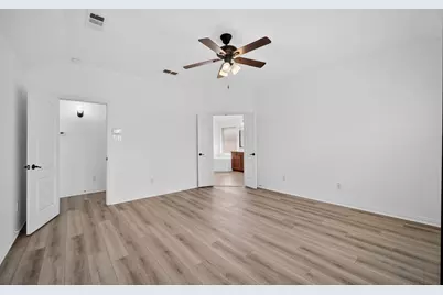 2360 Collin Drive, Grand Prairie, TX 75052 - Photo 19