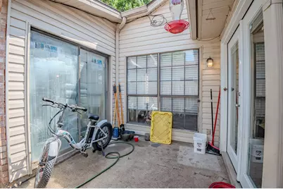7105 Pineberry Road, Dallas, TX 75249 - Photo 23
